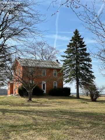 8090 W County Road 18, Fostoria, OH 44830