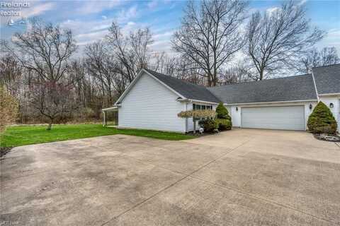 3943 Hilltop Drive, Vermilion, OH 44089
