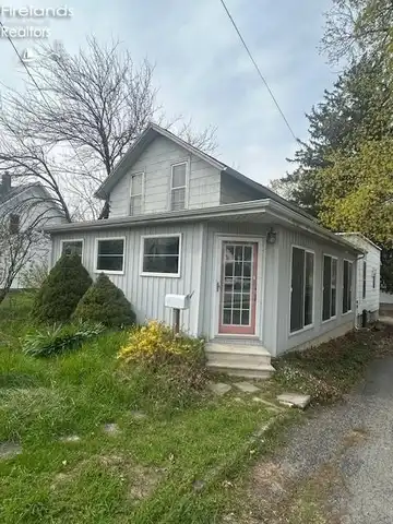 807 E Main Street, Bellevue, OH 44811