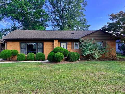 2350 E Sand Road, Port Clinton, OH 43452