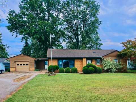 2350 E Sand Road, Port Clinton, OH 43452