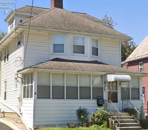 1211 East Avenue, Elyria, OH 44035