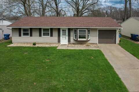 1371 Hollyview Drive, Vermilion, OH 44089