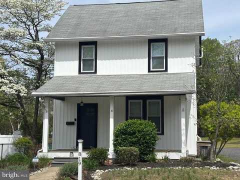 819 CHESTNUT AVENUE, WOODBURY HEIGHTS, NJ 08097