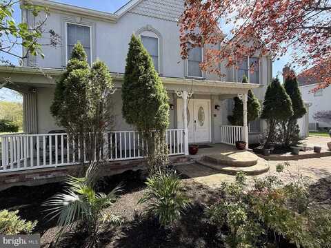 21 CRESTVIEW DRIVE, KENDALL PARK, NJ 08824