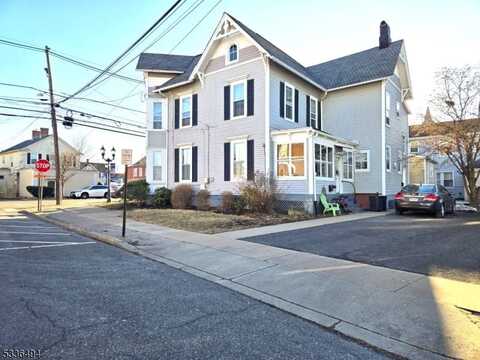 30 W Somerset St, Raritan, NJ 08869