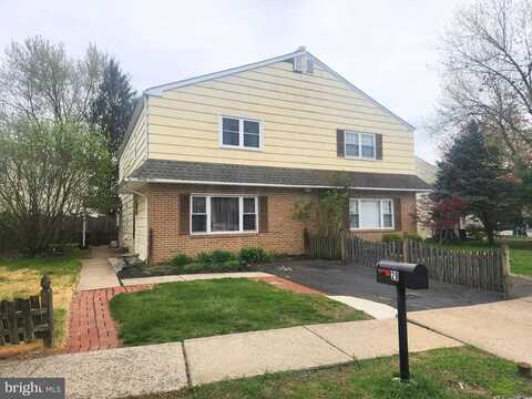 29 PENNINGTON LANE, QUAKERTOWN, PA 18951