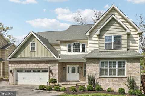 10 E CENTRAL AVENUE, PAOLI, PA 19301