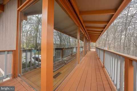300 HIGHVIEW DRIVE, WAYNE, PA 19087