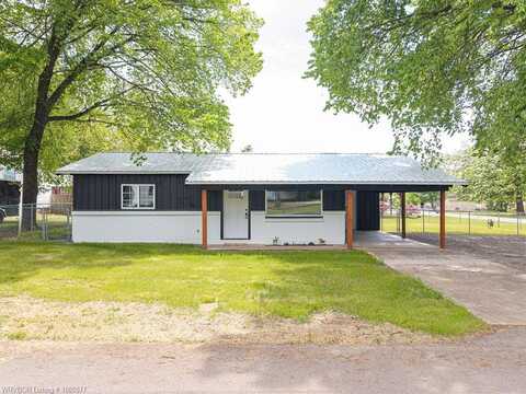 301 Choctaw ST, Hackett, AR 72937