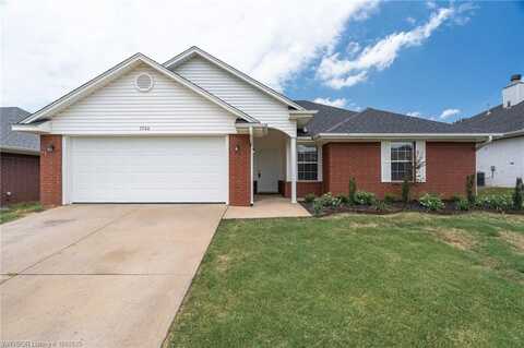 7500 Red Pine DR, Fort Smith, AR 72916