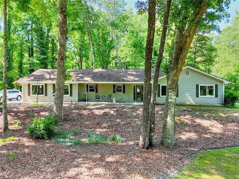 1379 Branchwood Drive, Snellville, GA 30078