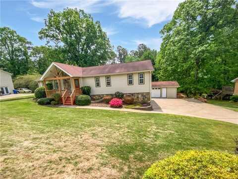 527 Tomahawk Trail, Woodstock, GA 30188