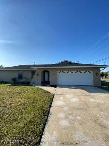102 SE 43rd Terrace, Cape Coral, FL 33904