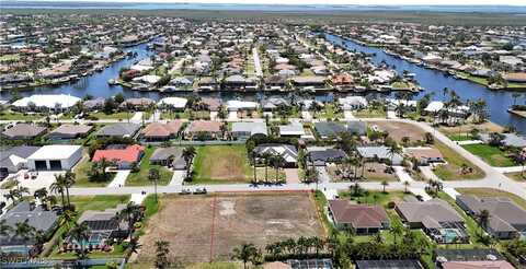 2315 SW 50th Lane, Cape Coral, FL 33914
