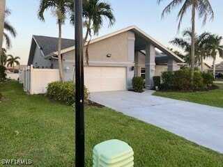 8860 Banyan Cove Circle S, Fort Myers, FL 33919