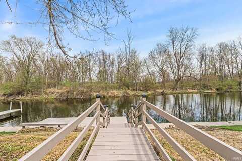 160 Lane 220 Turkey Lake, Hudson, IN 46747