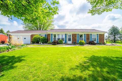8920 S Merry Estates Drive, Silver Lake, IN 46982