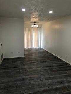 1117 Girard Boulevard SE, Albuquerque, NM 87106