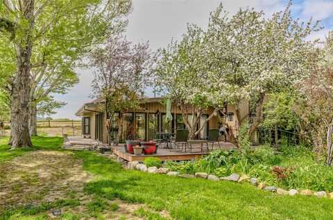 726 US Highway 10 W, Livingston, MT 59047
