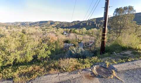 Austin Way / Sylvan Dr, Lake Hughes, CA 93532