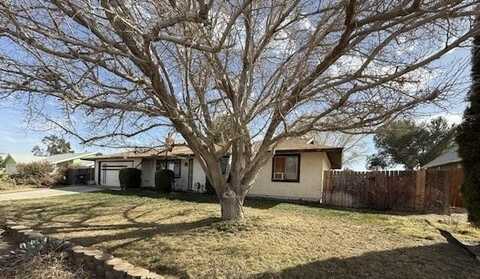 15622 Mossdale Avenue, Lancaster, CA 93535