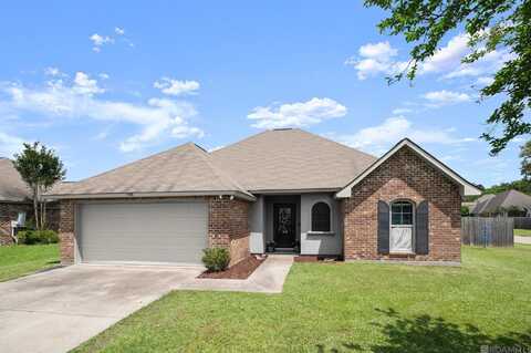 9301 Yellowfin Dr, Denham Springs, LA 70726