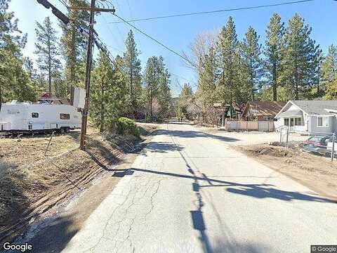 Wren Dr, Big Bear Lake, CA 92315