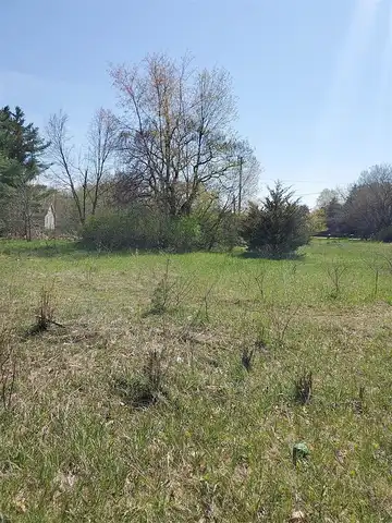 Cr 665, Paw Paw, MI 49079