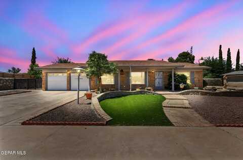 3305 Cliffrock Lane, El Paso, TX 79935