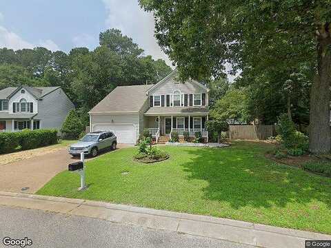 Lynns, YORKTOWN, VA 23692