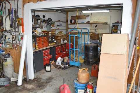 Gh Lowery, CHATSWORTH, GA 30705