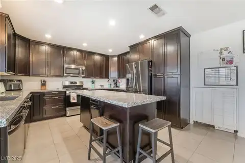 Clear View, LAS VEGAS, NV 89121