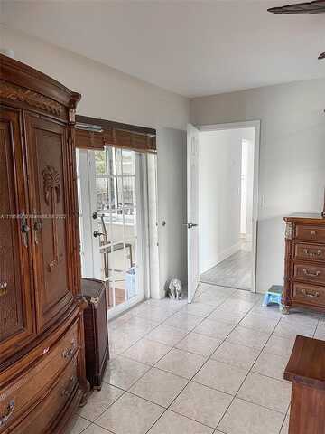 Madison, HOLLYWOOD, FL 33021