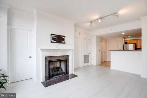 Market Commons, FAIRFAX, VA 22033