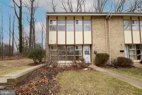 Forest Glen, ANNANDALE, VA 22003