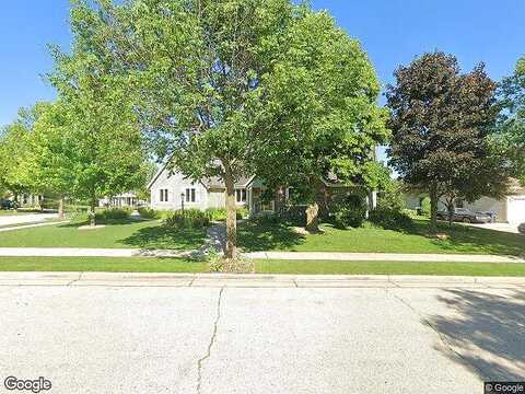 Fox Ridge, WAUKESHA, WI 53189