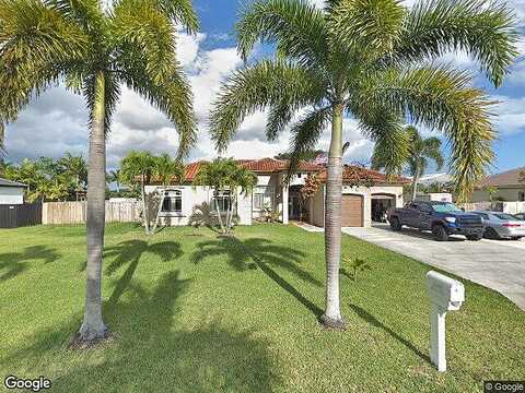 205Th, HOMESTEAD, FL 33030