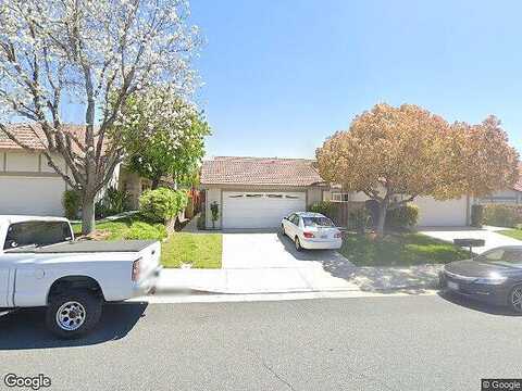 Marilyn, CANYON COUNTRY, CA 91387