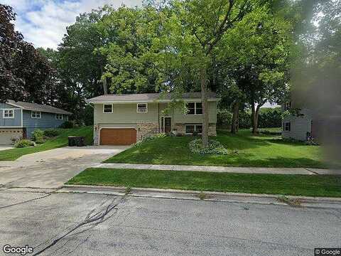 Mulberry, WEST BEND, WI 53090