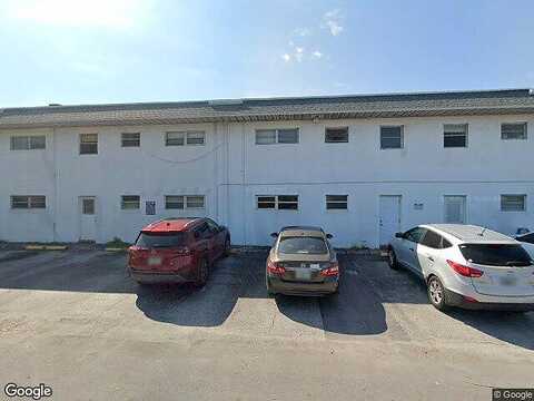 37Th, DAVIE, FL 33314
