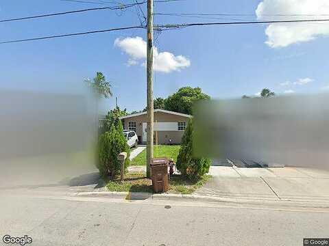 16Th, HIALEAH, FL 33010