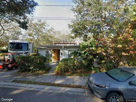 12Th, SAFETY HARBOR, FL 34695