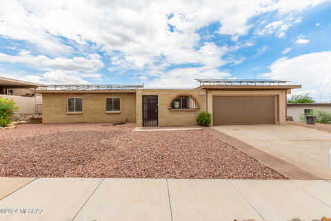 Dakota, TUCSON, AZ 85746