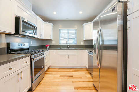 6Th, SANTA MONICA, CA 90403