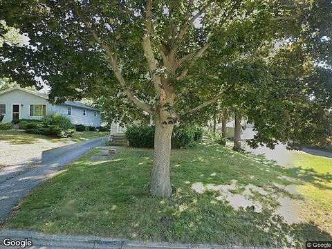 East, STOUGHTON, WI 53589