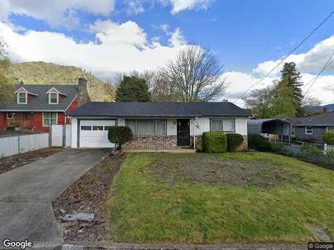 12Th, GRANTS PASS, OR 97526