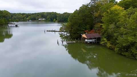 Cove, WEEMS, VA 22576
