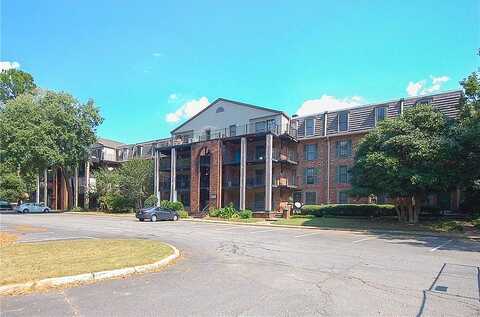 Colonial Way, Atlanta, GA 30341