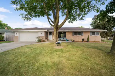 Shepherd, MENOMONEE FALLS, WI 53051